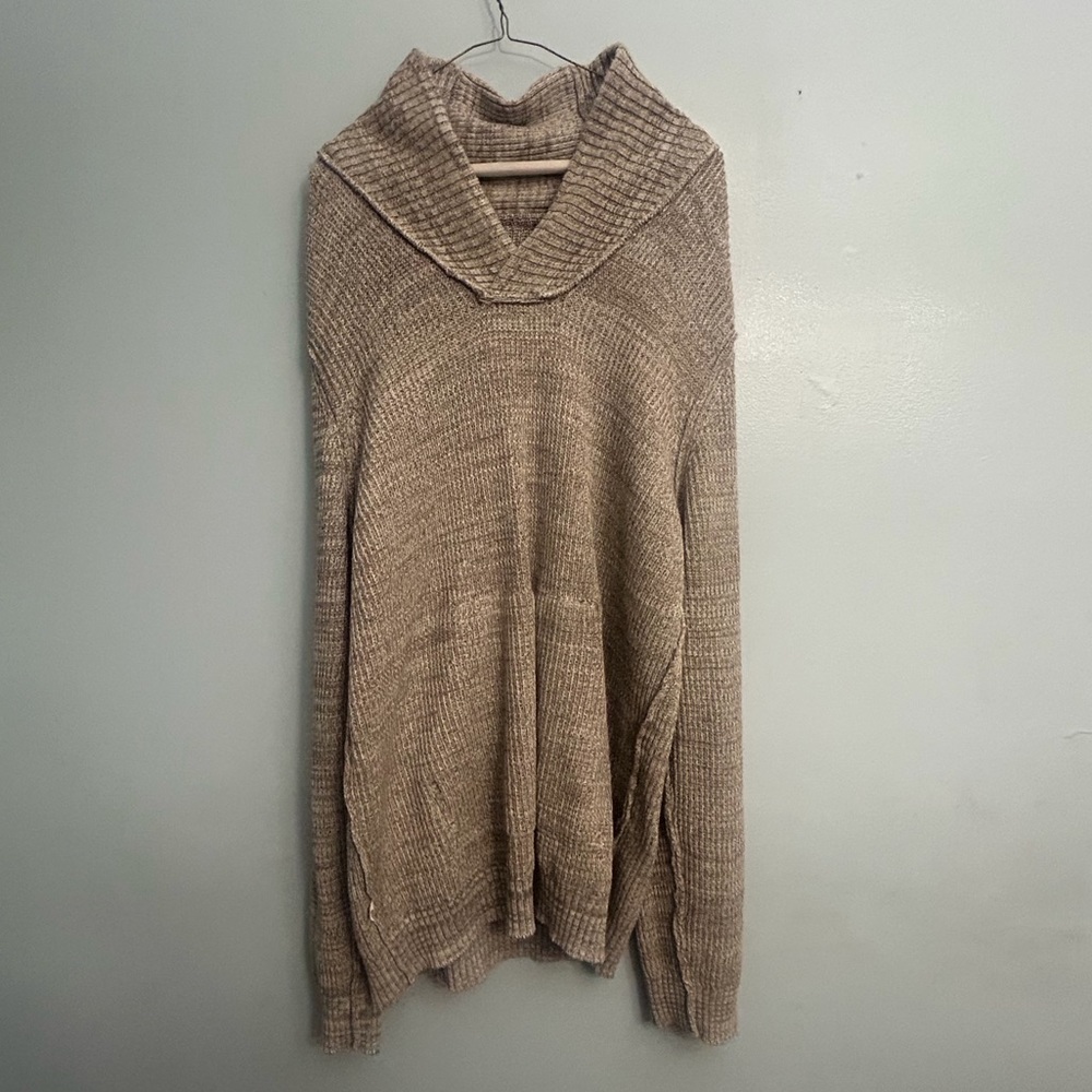 American Rag sweater - Picture 2 of 12